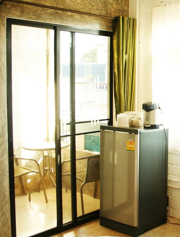 Hotel Plern Plern Bed And Bike Chiang Mai Esterno foto